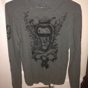 Grey long sleeve tee